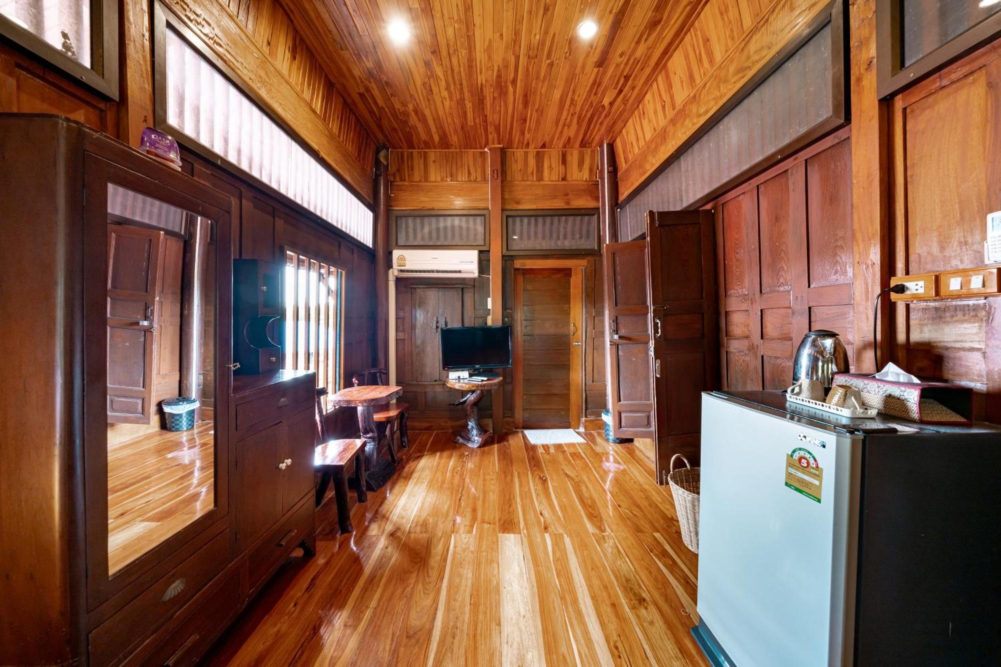 Athithara Homestay Phra Nakhon Si Ayutthaya Exterior foto